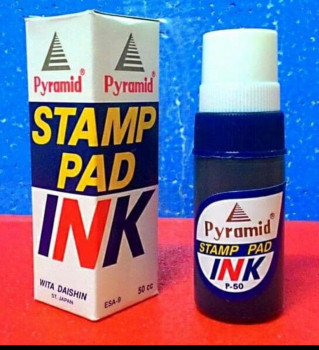 tinta stempel pyramid