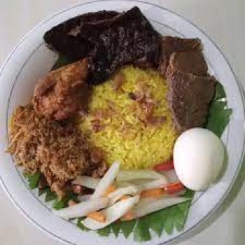 Nasi Kuning Komlit