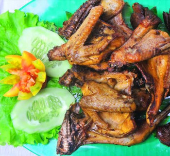 Ayam goreng kampung