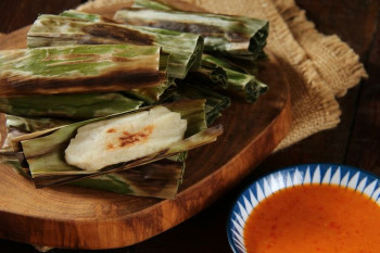 otak otak bakar