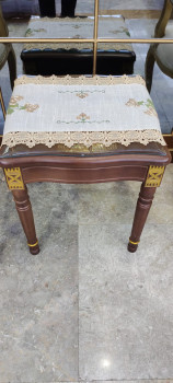 Taplak Meja Kecil