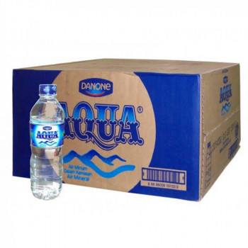 Aqua Botol Sedang 600 ml