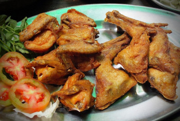 Ayam Goreng Kampung (Prasmanan)