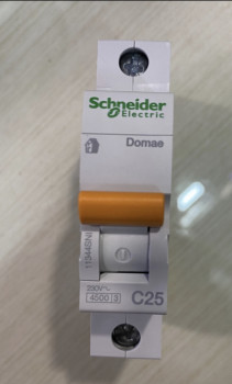 MCB schneider 20/25 ampere