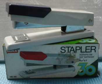 Stapler max hd 30