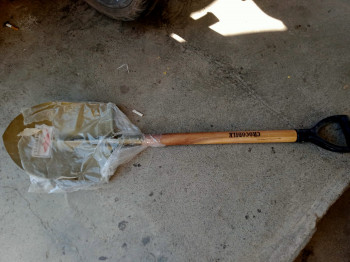 Sekop Besar Lancip / Skop Besar Lancip Gagang Kayu Premium