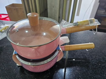 Wok (panci gagang panjang)