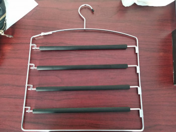 hanger foam 4 tingkat (gantungan jilbab)