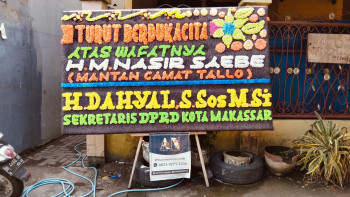 Papan Karangan Bunga Ukuran 2 m x 1,5 m