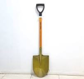 sekop lancip