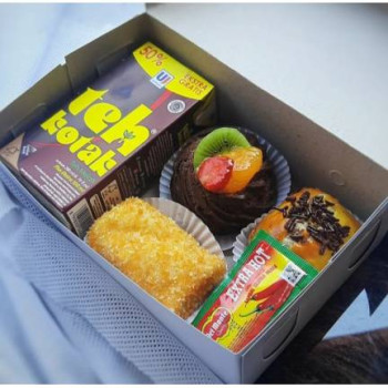 kudapan/kue dos