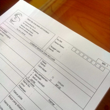 MR. 1 / Lembar Keluar Masuk- REKAM MEDIK/REKAM MEDIS