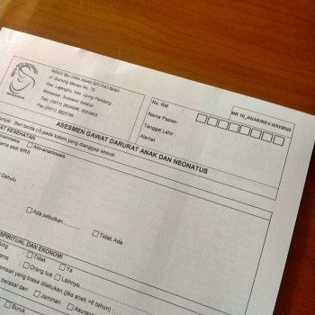 MR. 10 / Asesmen Gawat Darurat Anak dan Neonatus (Hal 1-2)- REKAM MEDIK/REKAM MEDIS