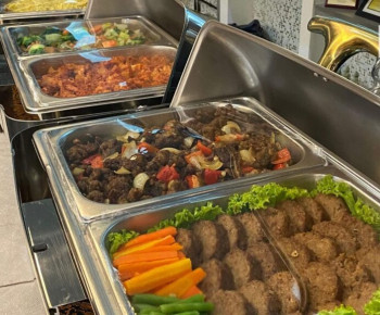 Makan Minum Jamuan Tamu