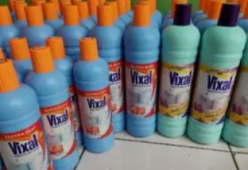 cairan pembersih kamar mandi