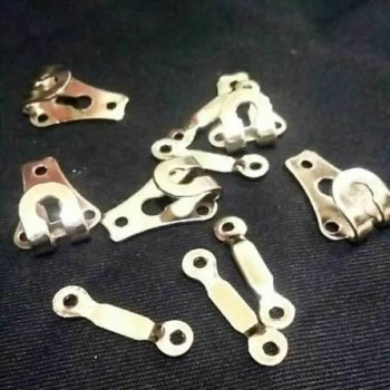 KANCING KAIT