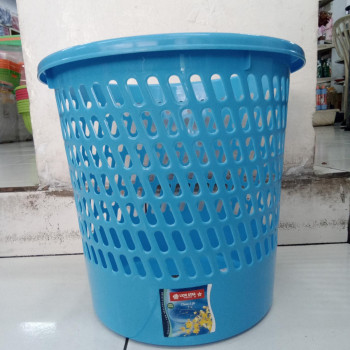 Tempat Sampah Keranjang